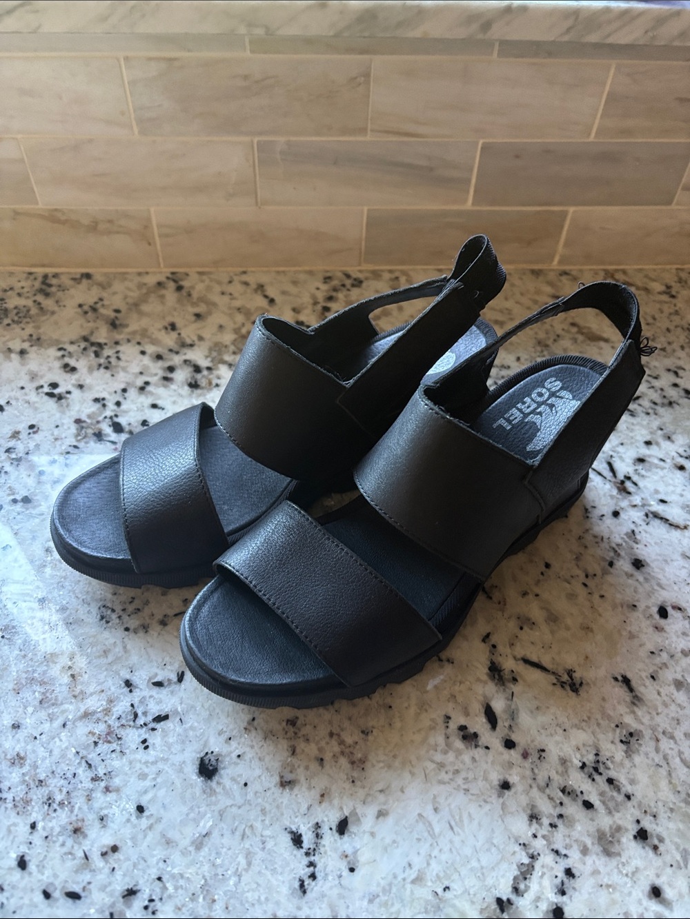 SOREL Black Leather Wedge Sandals Women’s